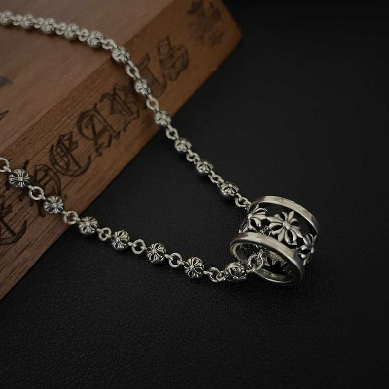 Chrome Heart Cross Flower Hollow Ring Pendant Necklace Cro Heart Style