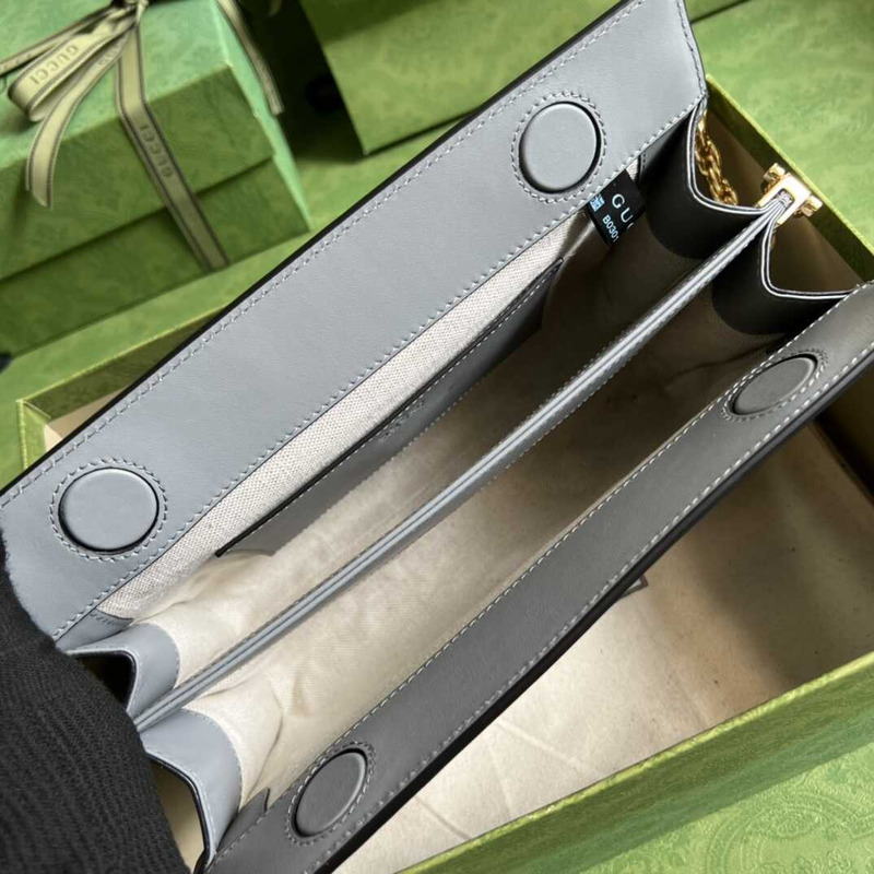 G*u*i gg matelasse small bag gray leather