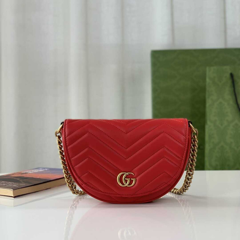 G*u*i  gg marmont quilted chain mini bag red