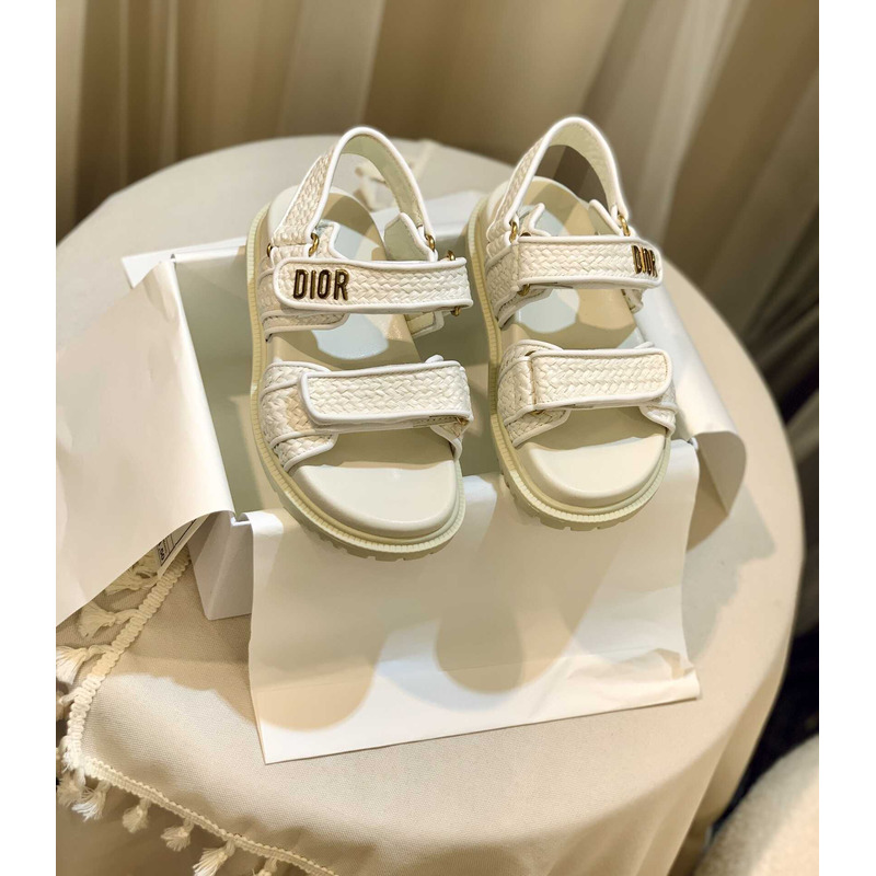 D*or straw sandals white