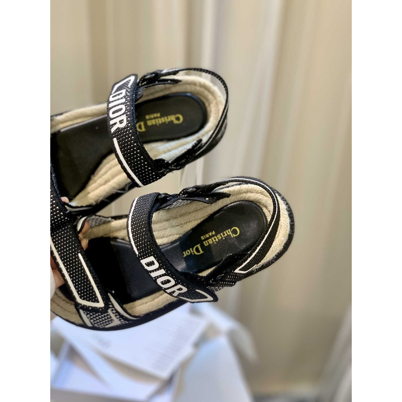 D*or straw sandals black