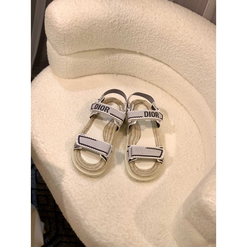 D*or straw sandals white