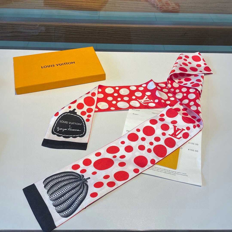 l**is V*t*n lv x yk infinity dots long silk red