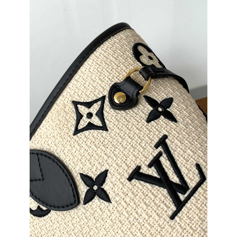 l**is V*t*n neverfull mm white and black