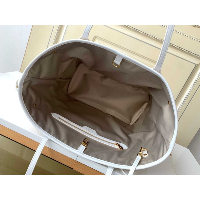 l**is V*t*n neverfull mm brown