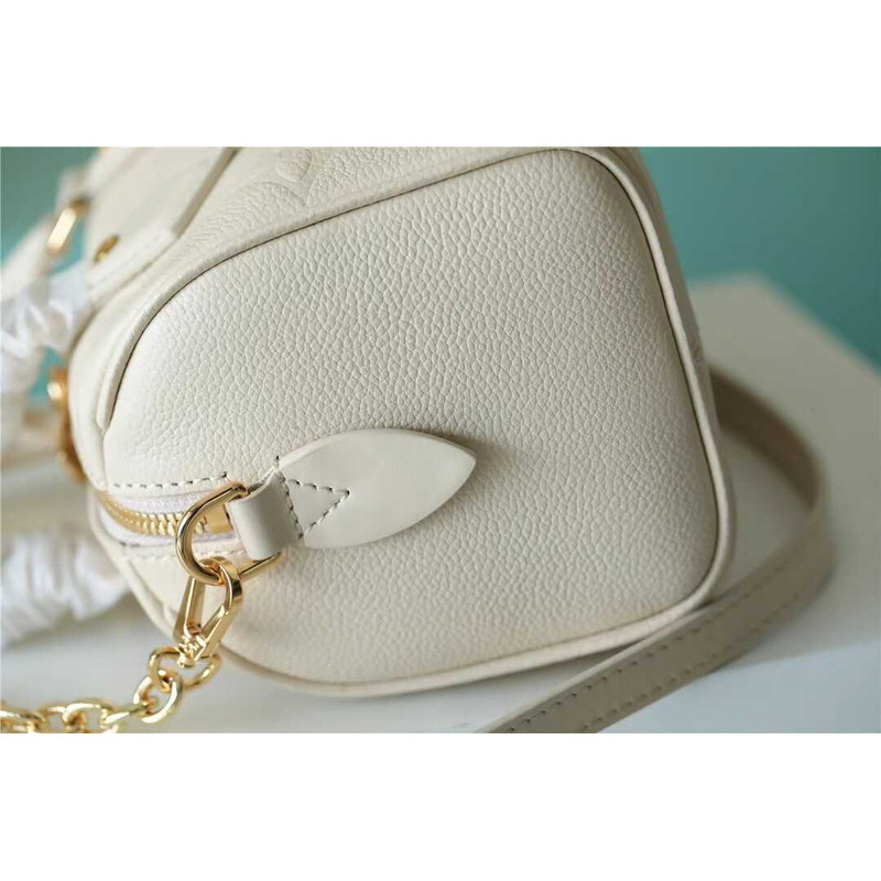 l**is V*t*n speedy 25 white