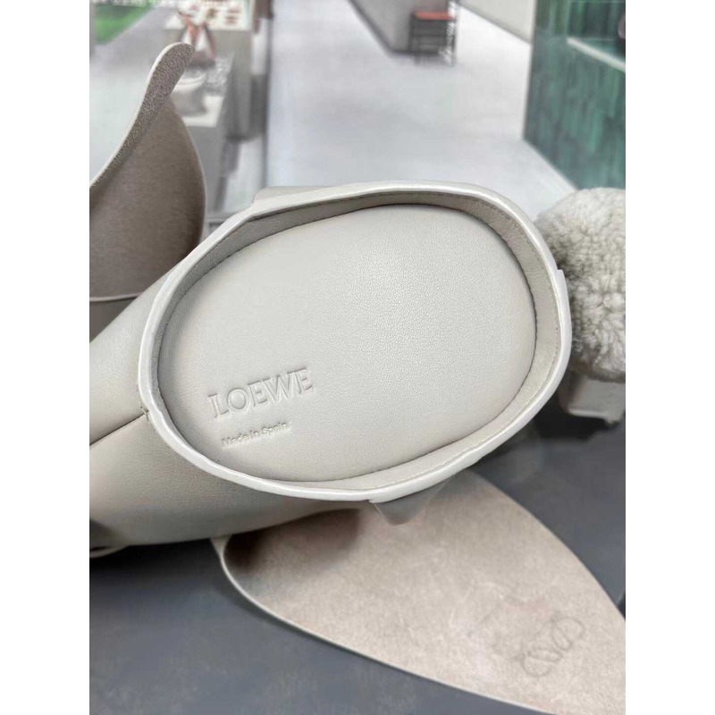 Loewe Bow Handbag White And Gray