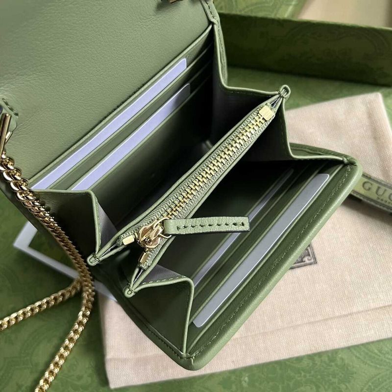 G*u*i  blondie medium wallet on chain green