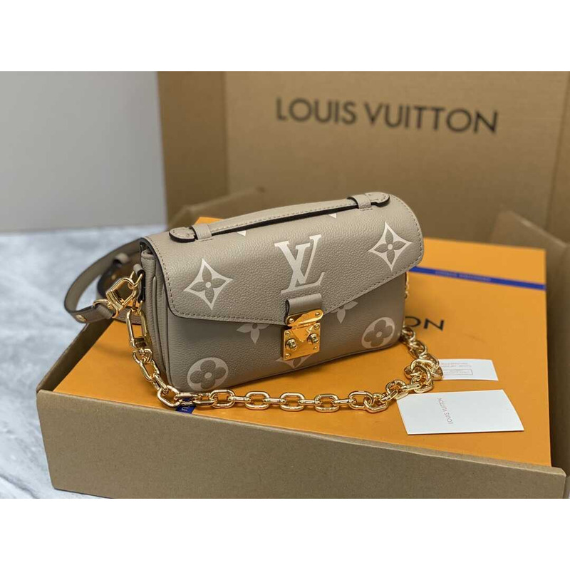 l**is V*t*n pochette métis east west tourterelle bag