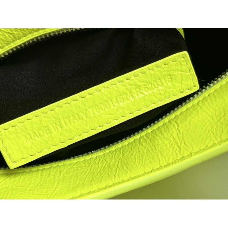 Ba*len*cia*ga Ba*len*cia*ga neo cagole small tote yellow