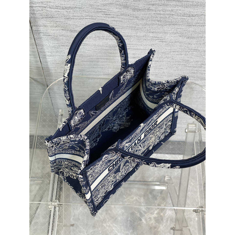 D*or small D*or book tote rêve d\