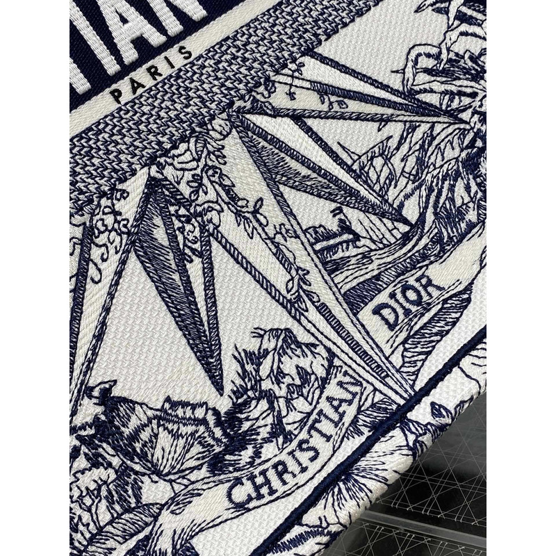 D*or large D*or book tote rêve d\