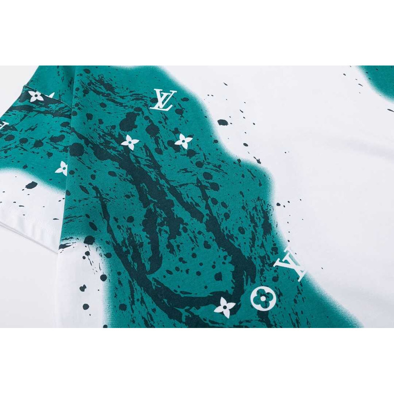 l**is V*t*n mixed color t-shirt green white