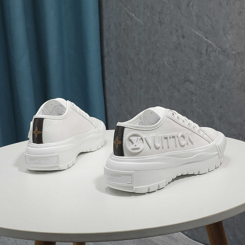 l**is V*t*n lv squad sneaker white