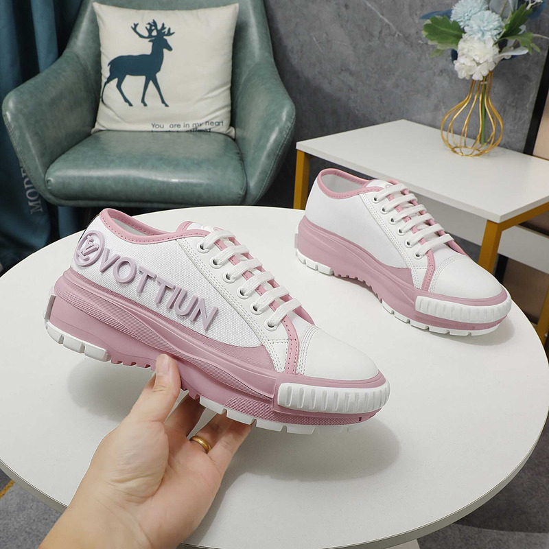 l**is V*t*n lv squad sneaker rose clair pink