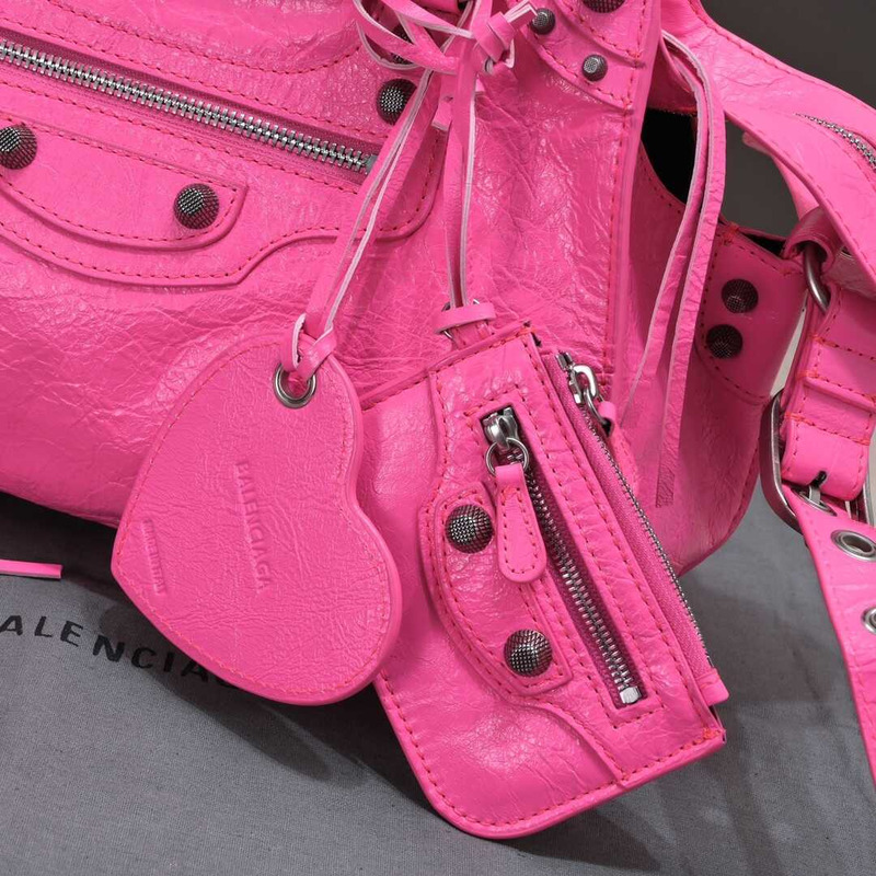 Ba*len*cia*ga neo cagole small handbag fluorescent pink