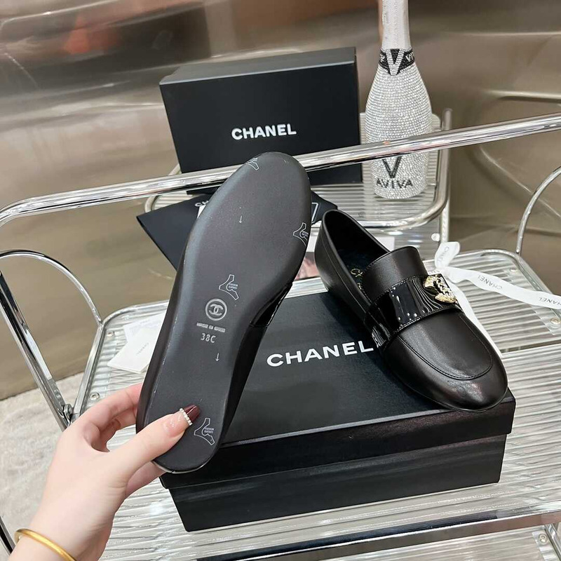 Ch*el  classic logo loafers all black