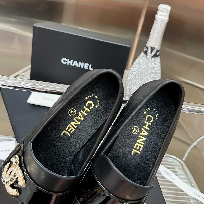 Ch*el  classic logo loafers all black