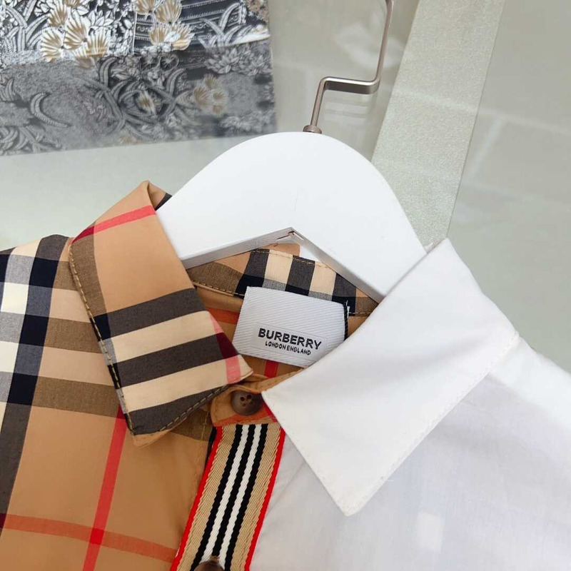 B**rry white & beige logo kids suit