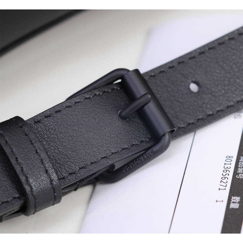 Ba*len*cia*ga women\