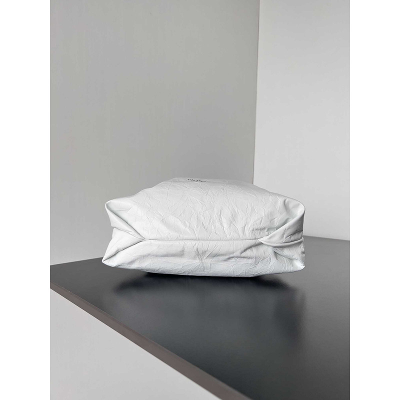 Ba*len*cia*ga small crush tote  white