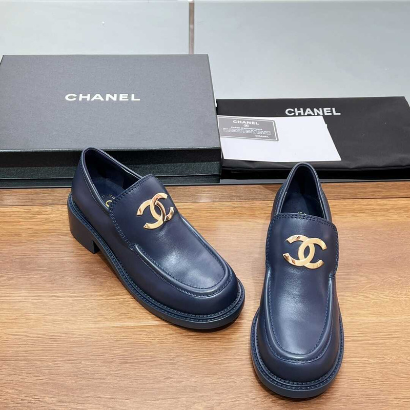 Ch*el large cc calfskin loafer dark blue