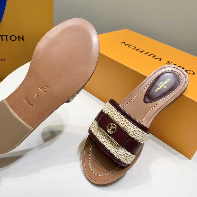 l**is V*t*n lock it flat mule brown