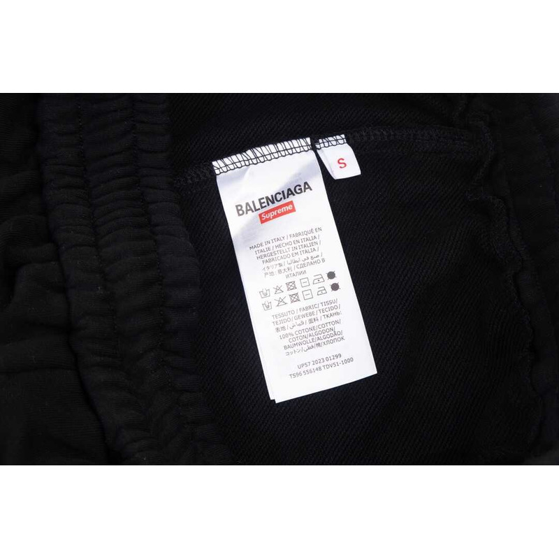 ba*len*cia*ga×S*p*e shorts black