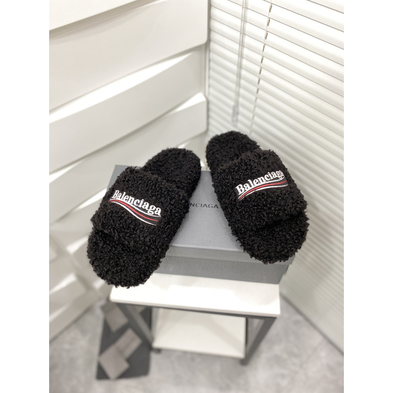 Ba*len*cia*ga logo-embroidered faux shearling slides black