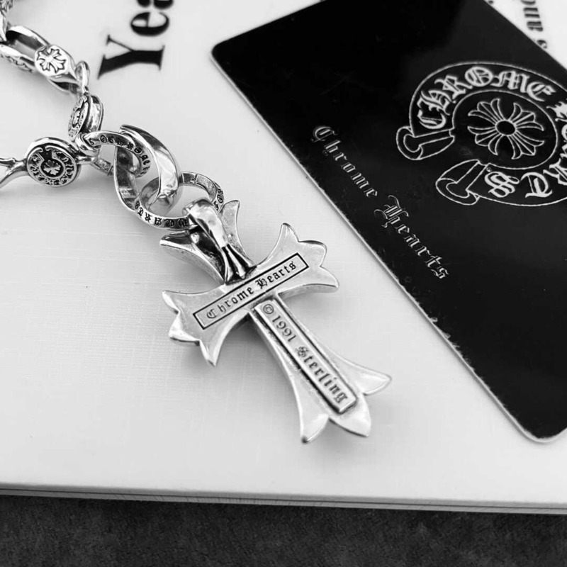 chrome hearts sterling silver Di*m*nd cross pendant