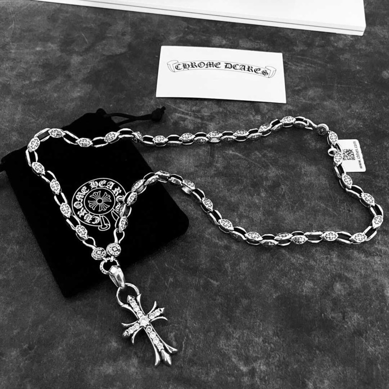 chrome hearts sterling silver Di*m*nd cross pendant