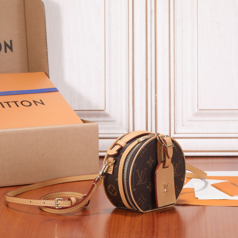 l**is V*t*n mini boite chapeau bag