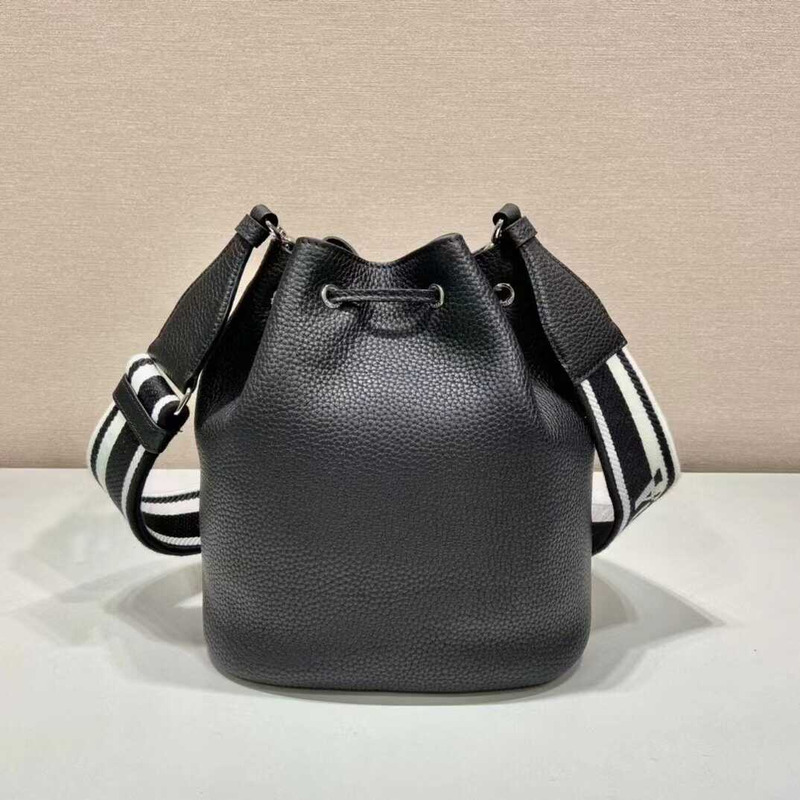 Pra*a leather bucket bag black