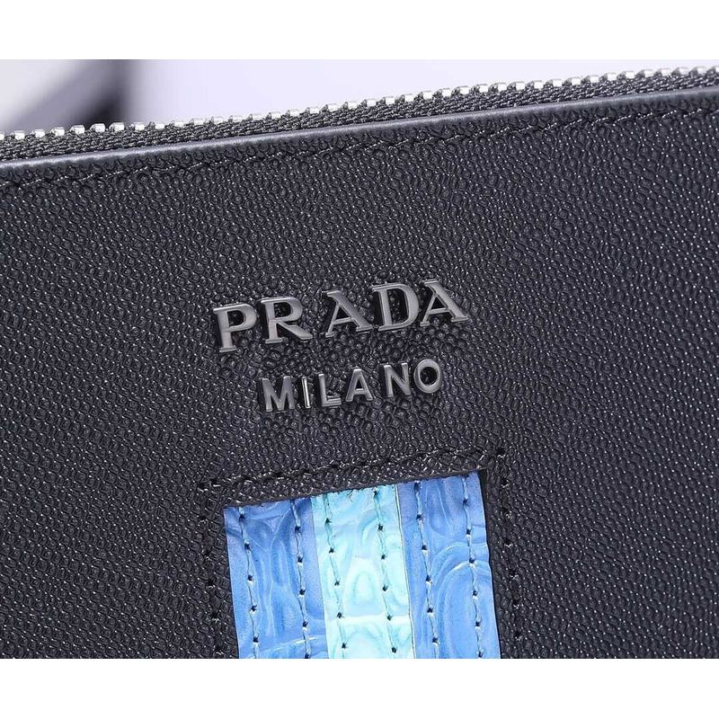 Pra*a leather pouch black