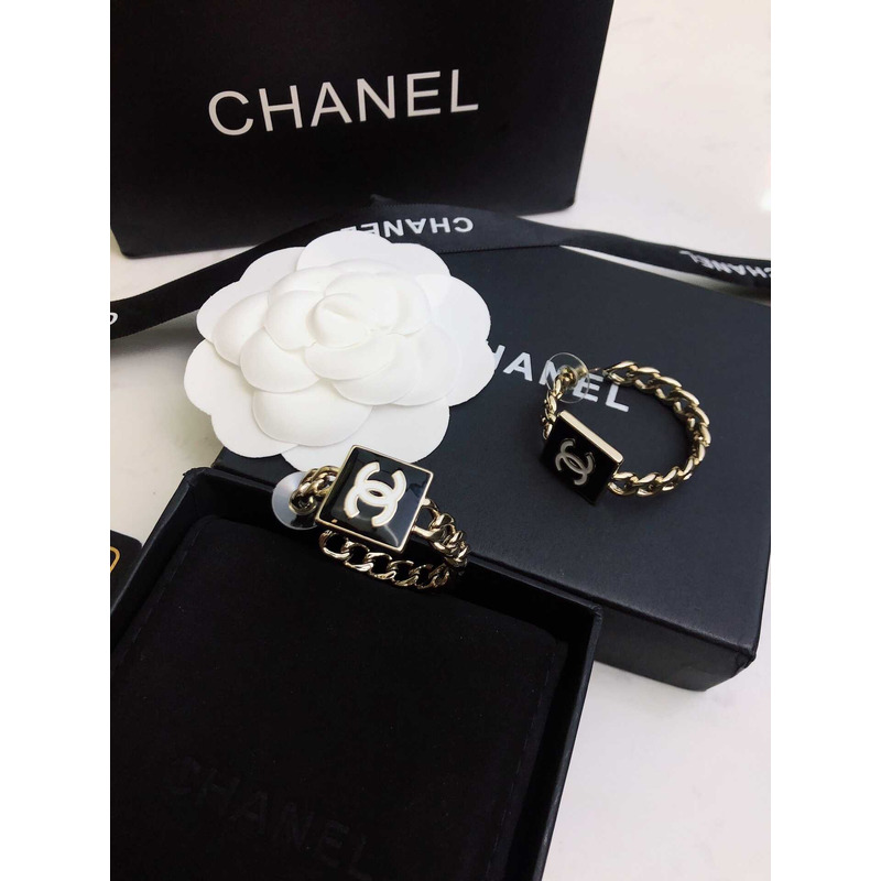 Ch*el mental cc earrings black