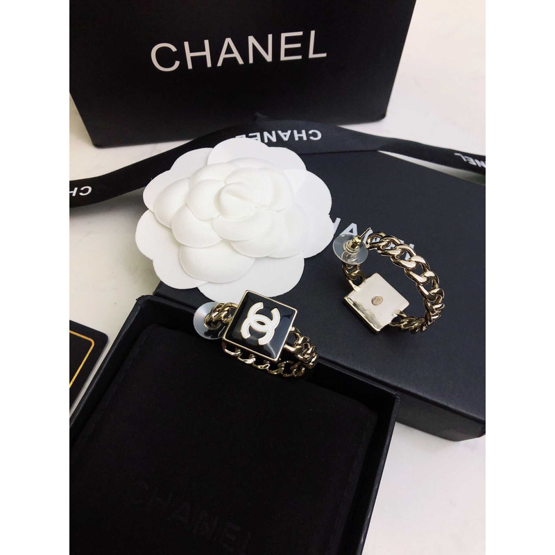 Ch*el mental cc earrings black