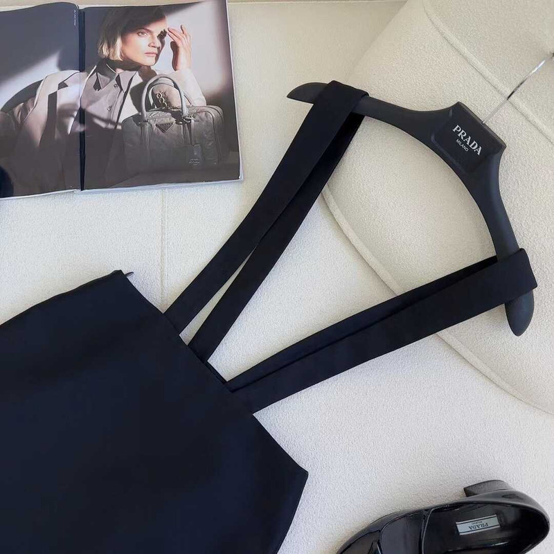 Pra*a mini skirt with straps black