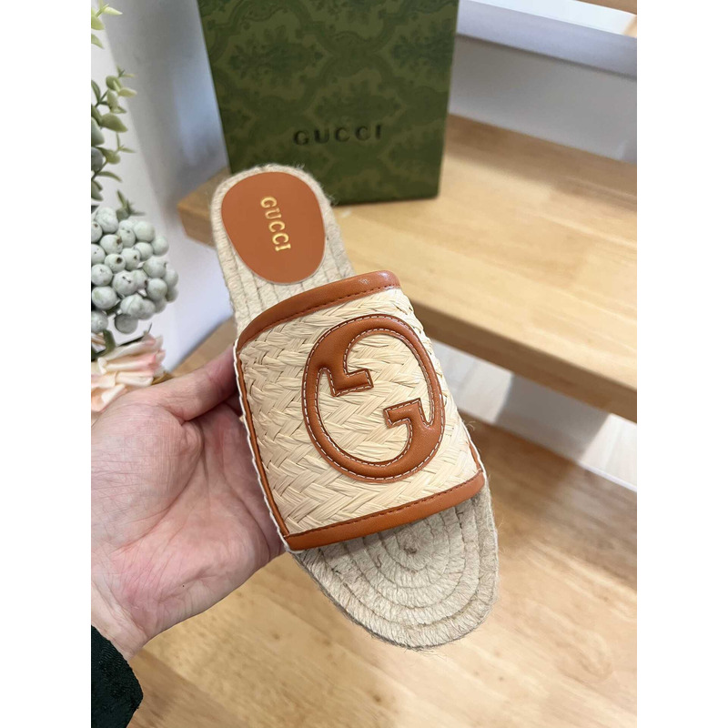 G*u*i pilar gg matelasse espadrille slide sandal beige