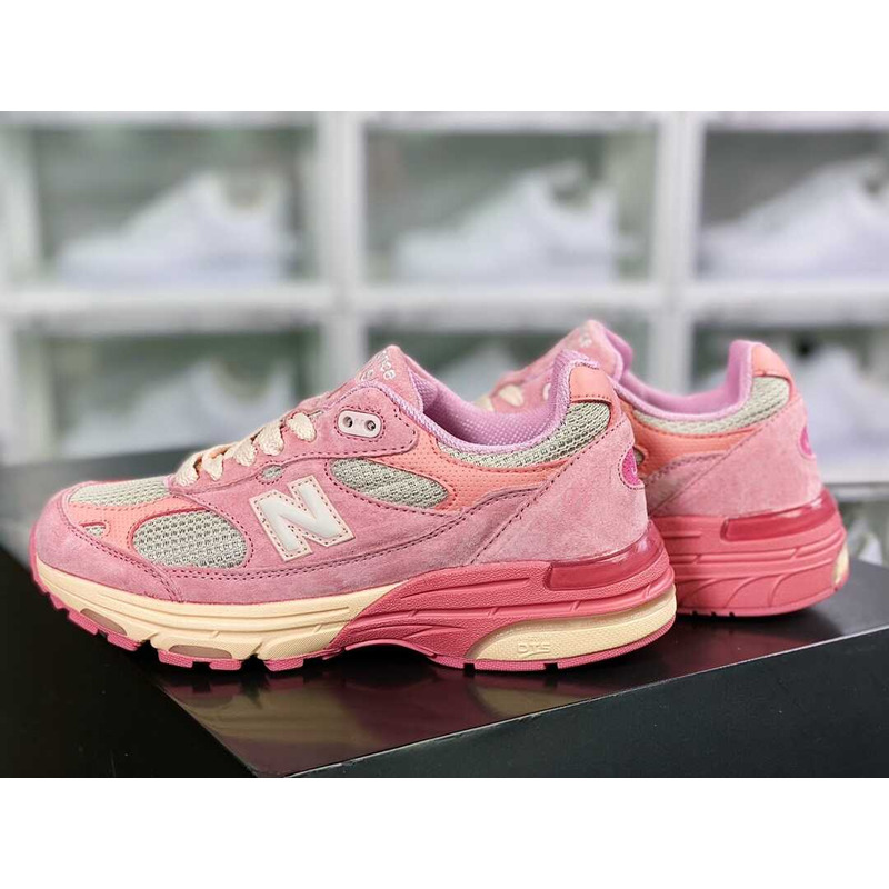New Balance 993 Powder Pink