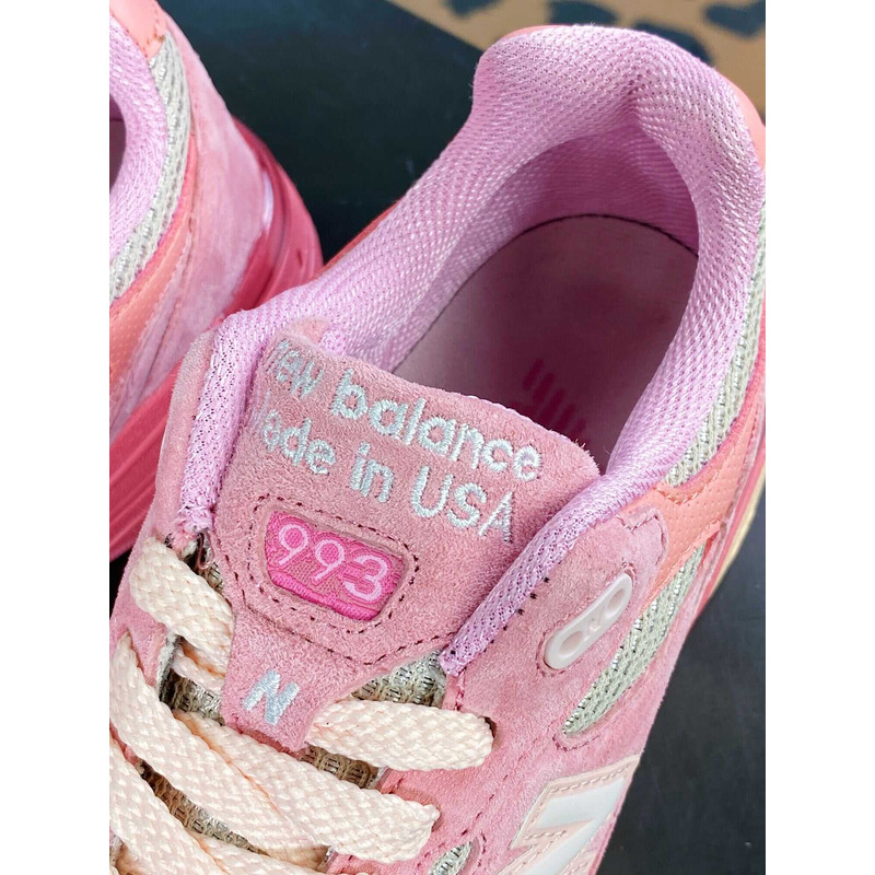 New Balance 993 Powder Pink
