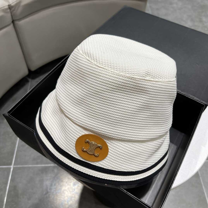 Ce**e bucket hat white