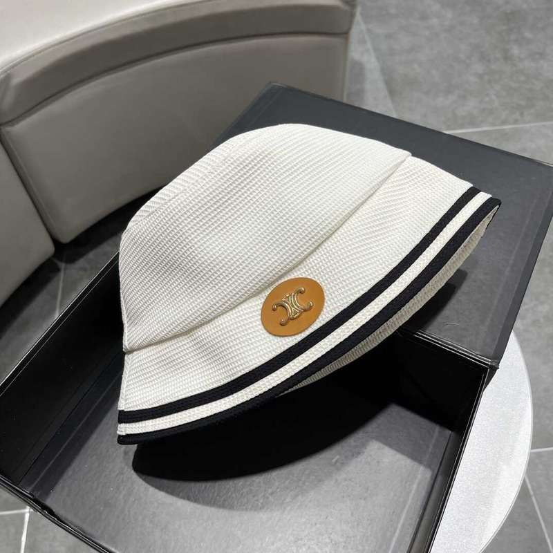 Ce**e bucket hat white