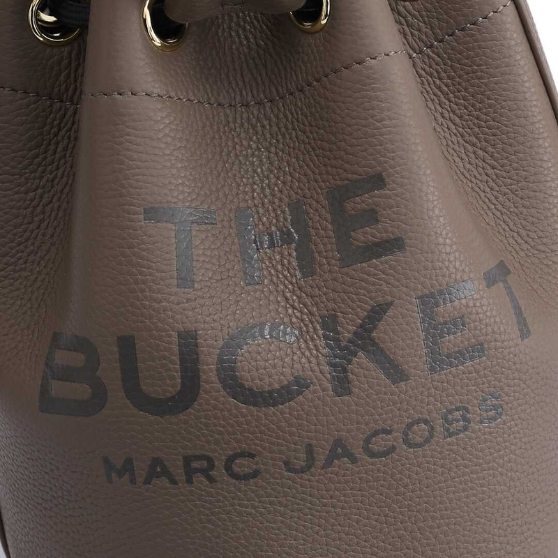 Marc Jacobs The Leather Bucket Bag Brown