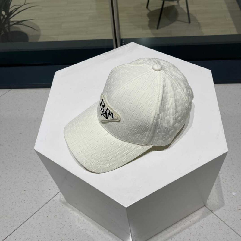 Pra*a baseball cap with logo white