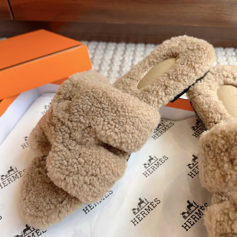 H**mes classic h faux fur slippers coffee