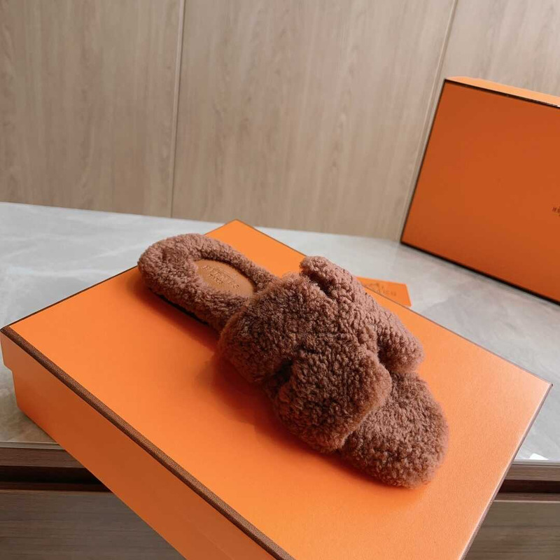 H**mes classic h word teddy bear fur slippers coffee