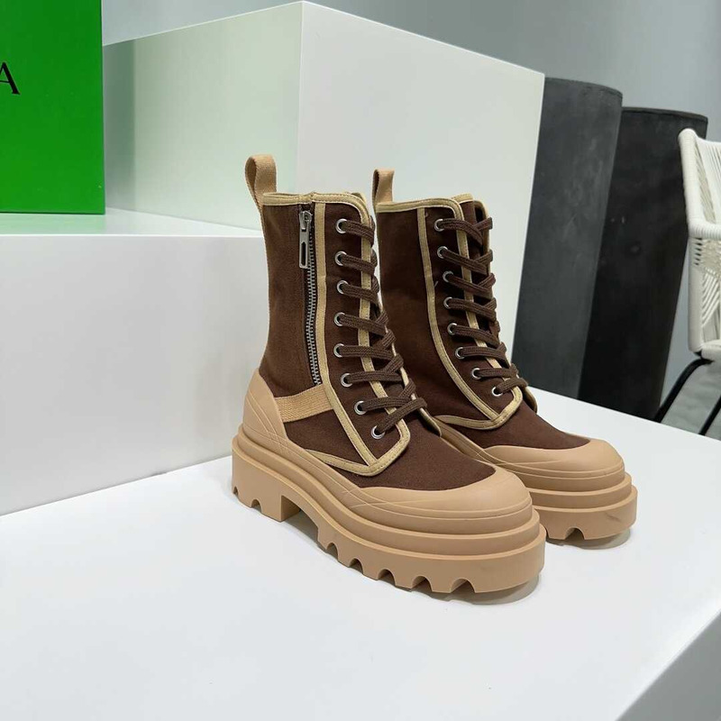 Ba*len*cia*ga lace-up boots  brown