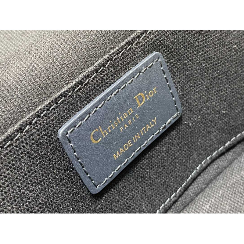 D*or small cd logo cosmetic bag oblique black D*or oblique jacquard