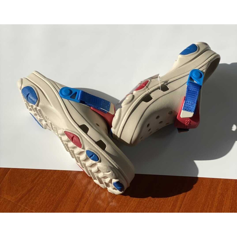 Cr*0*s classic all terrain sandals beige