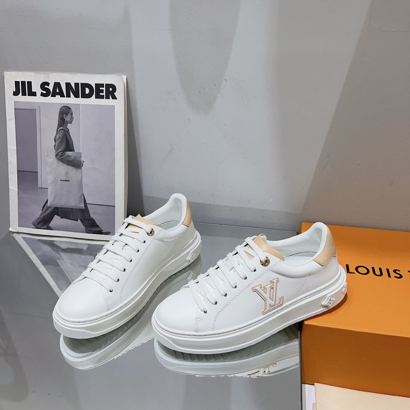 l**is V*t*n time out sneakers white